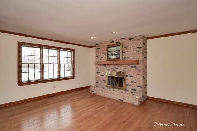 35W645 Parsons Road Algonquin, IL 60102 - Photo 12 of 33
