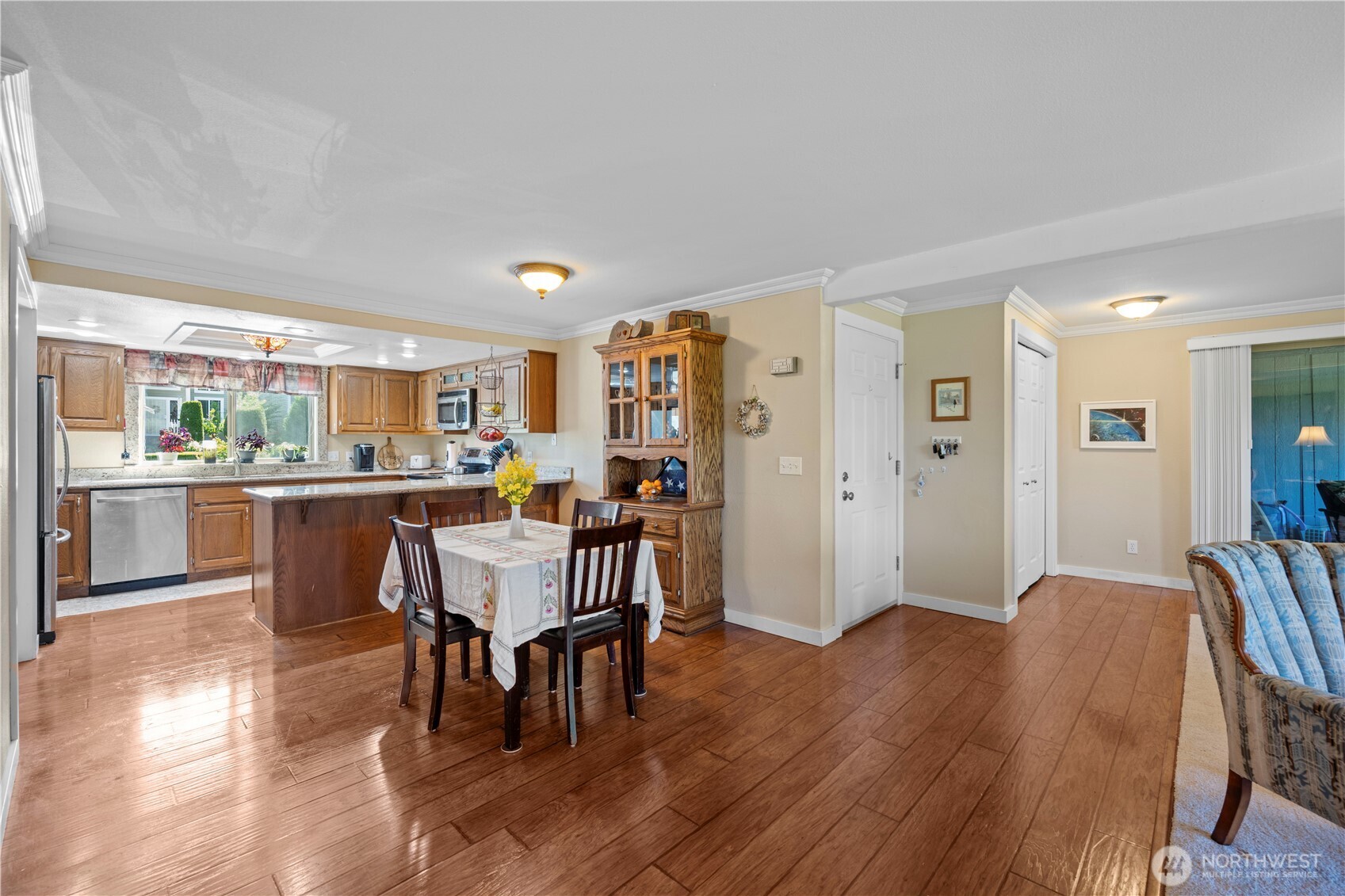 1132 90th Street Southwest, Unit 5 Everett, WA 98204 - Photo 8 of 36