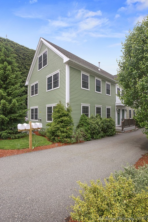 562 Trapelo Road, Unit 562 Belmont, MA 02478 - Photo 6 of 33 Gallery Image 6