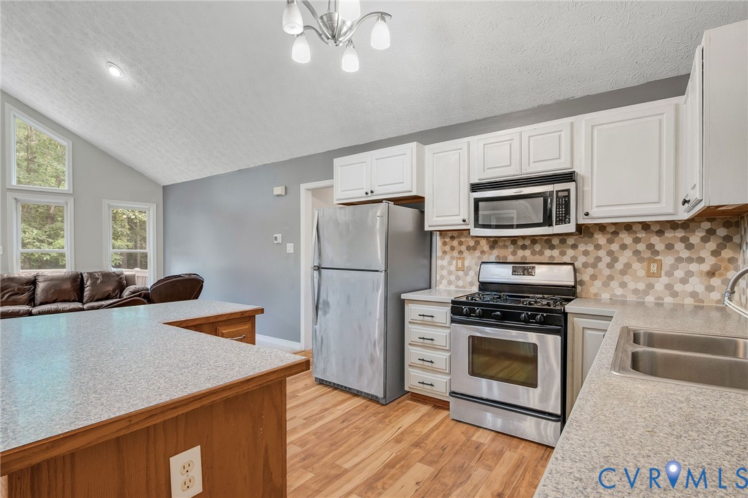 10785 Baltimore Road Ford, VA 23850 - Photo 17 of 49