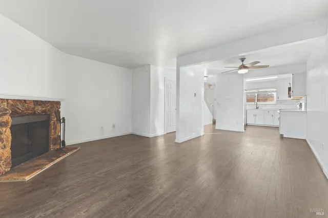 $427,000 | 1493 Parkway Drive, Rohnert Park, CA 94928