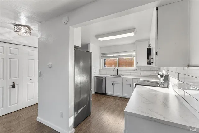 $427,000 | 1493 Parkway Drive, Rohnert Park, CA 94928