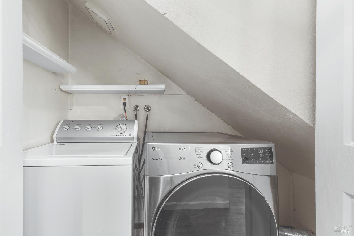 1493 Parkway Drive Rohnert Park, CA 94928 - Photo 20 of 37