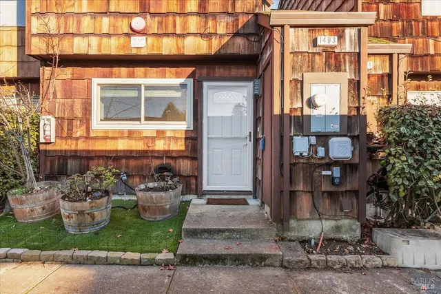 $427,000 | 1493 Parkway Drive, Rohnert Park, CA 94928