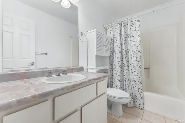 $427,000 | 1493 Parkway Drive, Rohnert Park, CA 94928