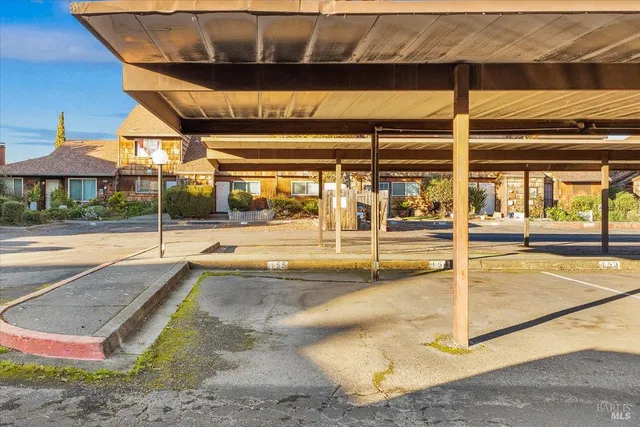 $427,000 | 1493 Parkway Drive, Rohnert Park, CA 94928