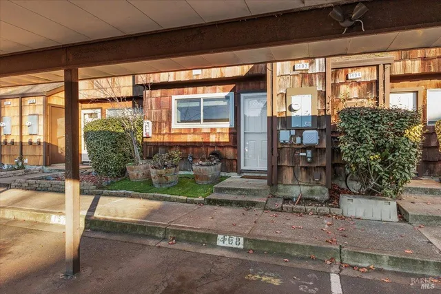 $427,000 | 1493 Parkway Drive, Rohnert Park, CA 94928