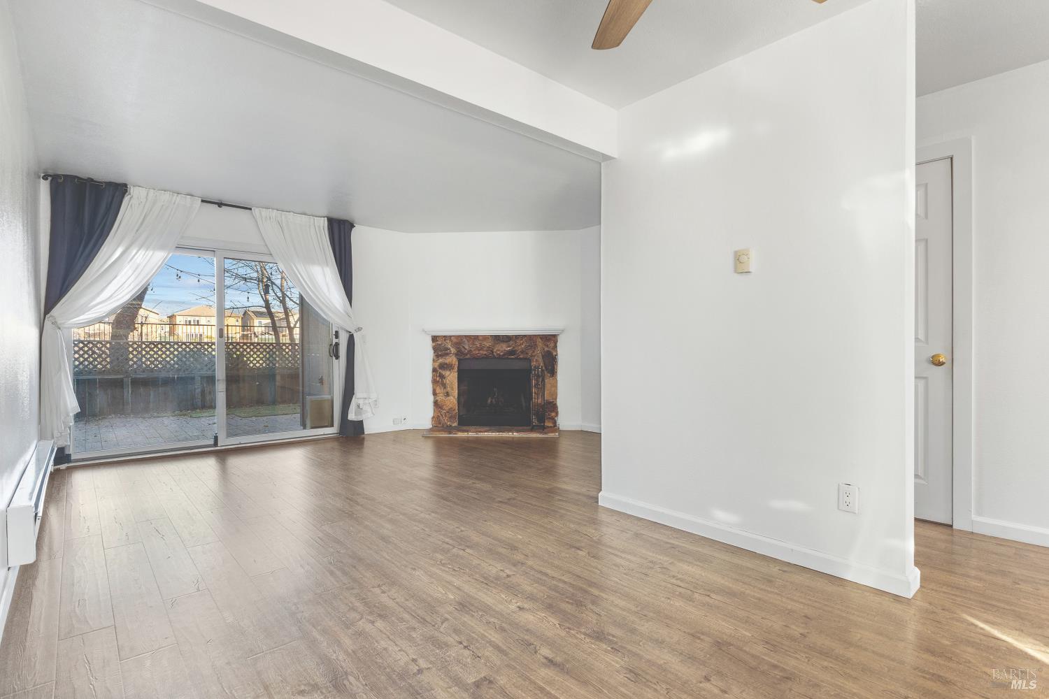 1493 Parkway Drive Rohnert Park, CA 94928 - Photo 9 of 37