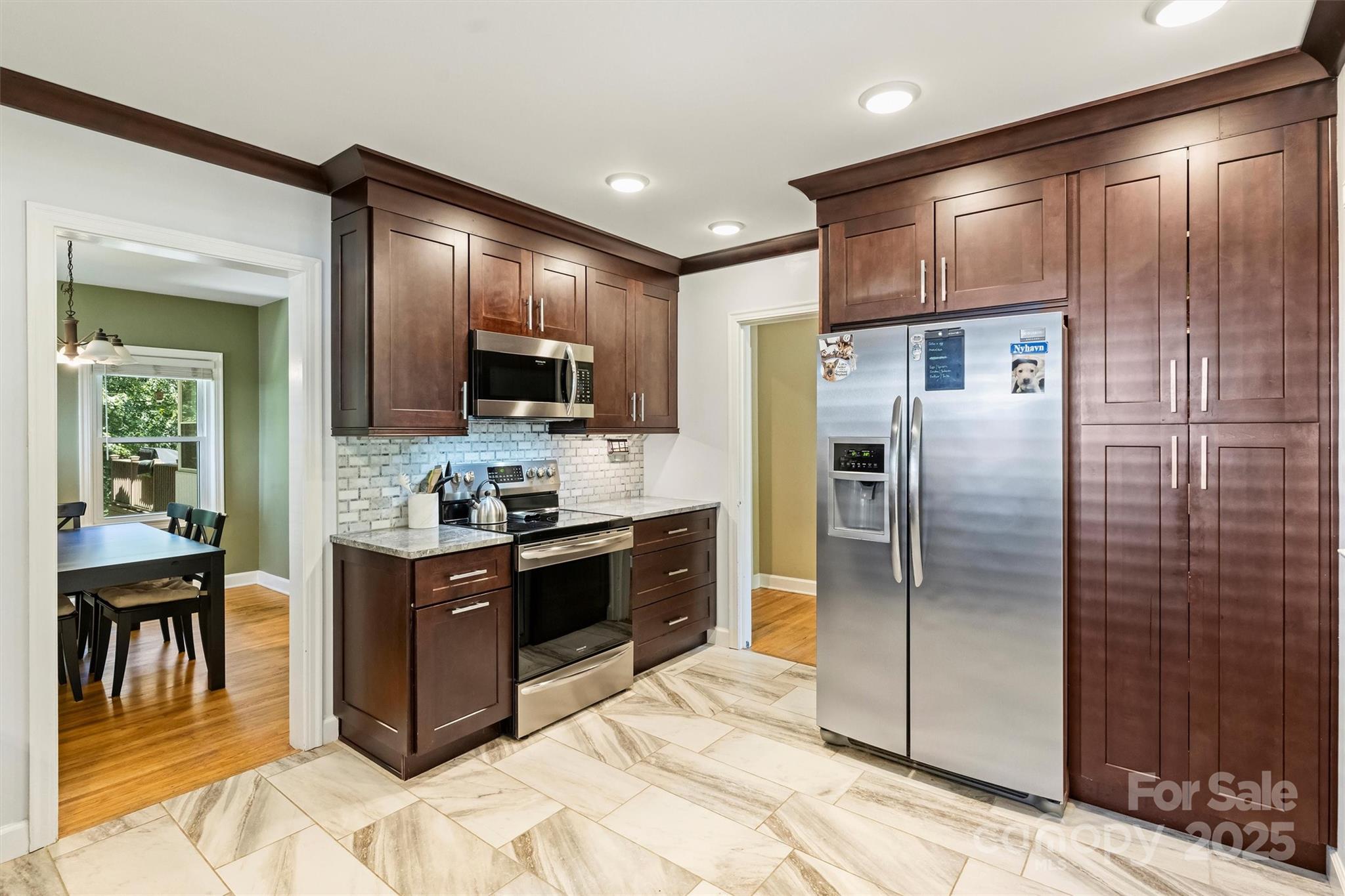 433 Hollis Road Charlotte, NC 28209 - Photo 12 of 41 Gallery Image 12