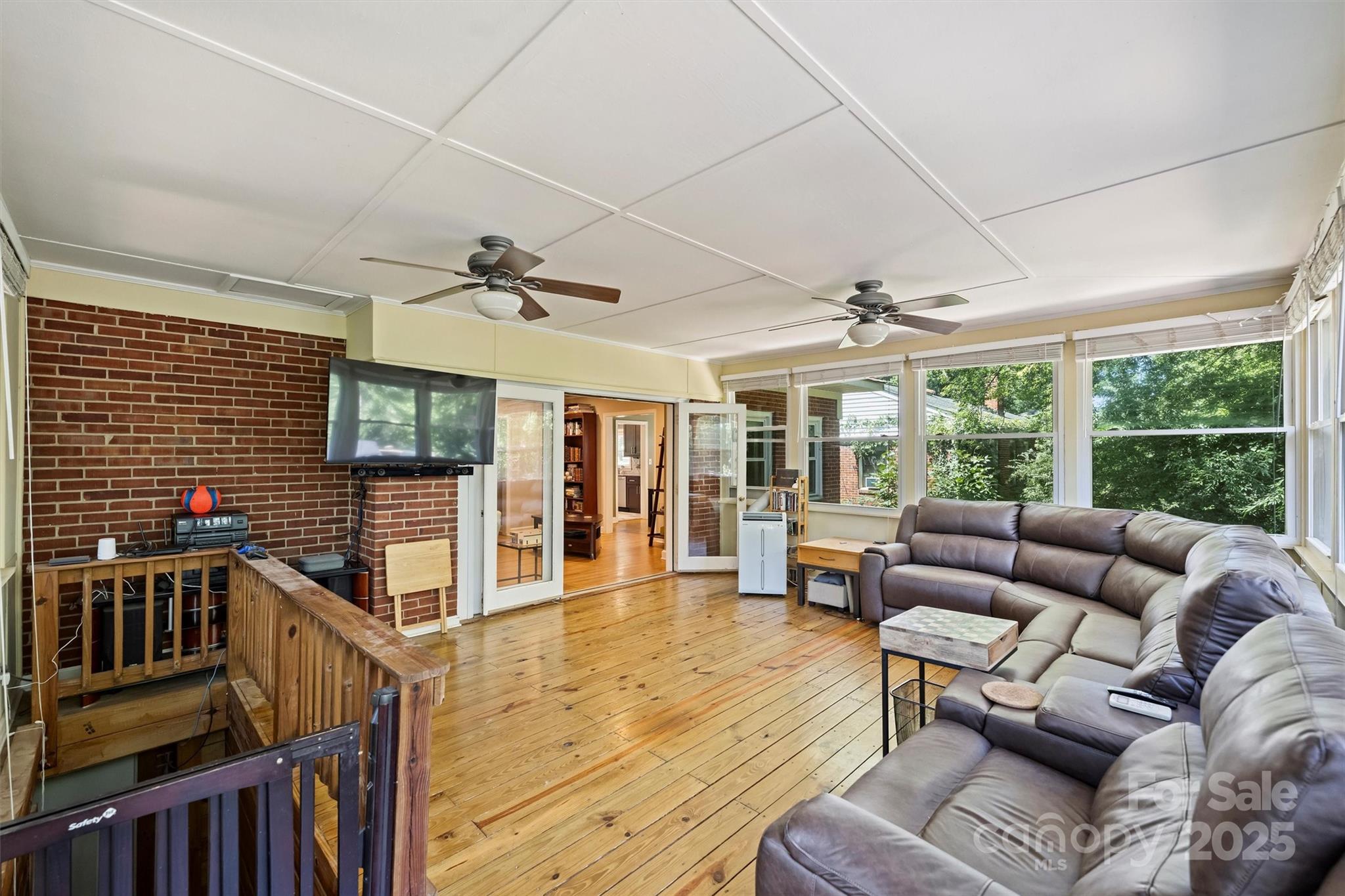 433 Hollis Road Charlotte, NC 28209 - Photo 22 of 41 Gallery Image 22