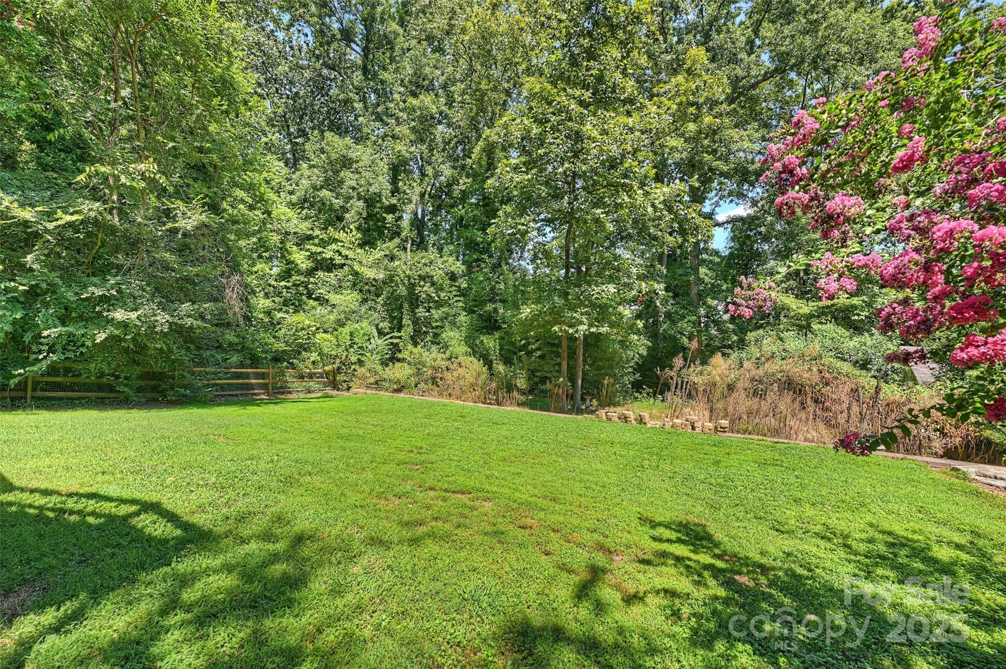 433 Hollis Road Charlotte, NC 28209 - Photo 34 of 41 Gallery Image 34