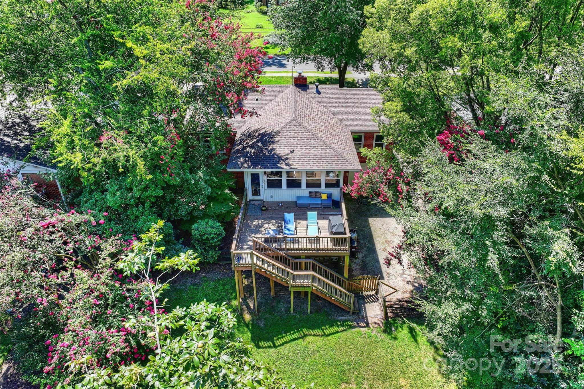 433 Hollis Road Charlotte, NC 28209 - Photo 36 of 41 Gallery Image 36