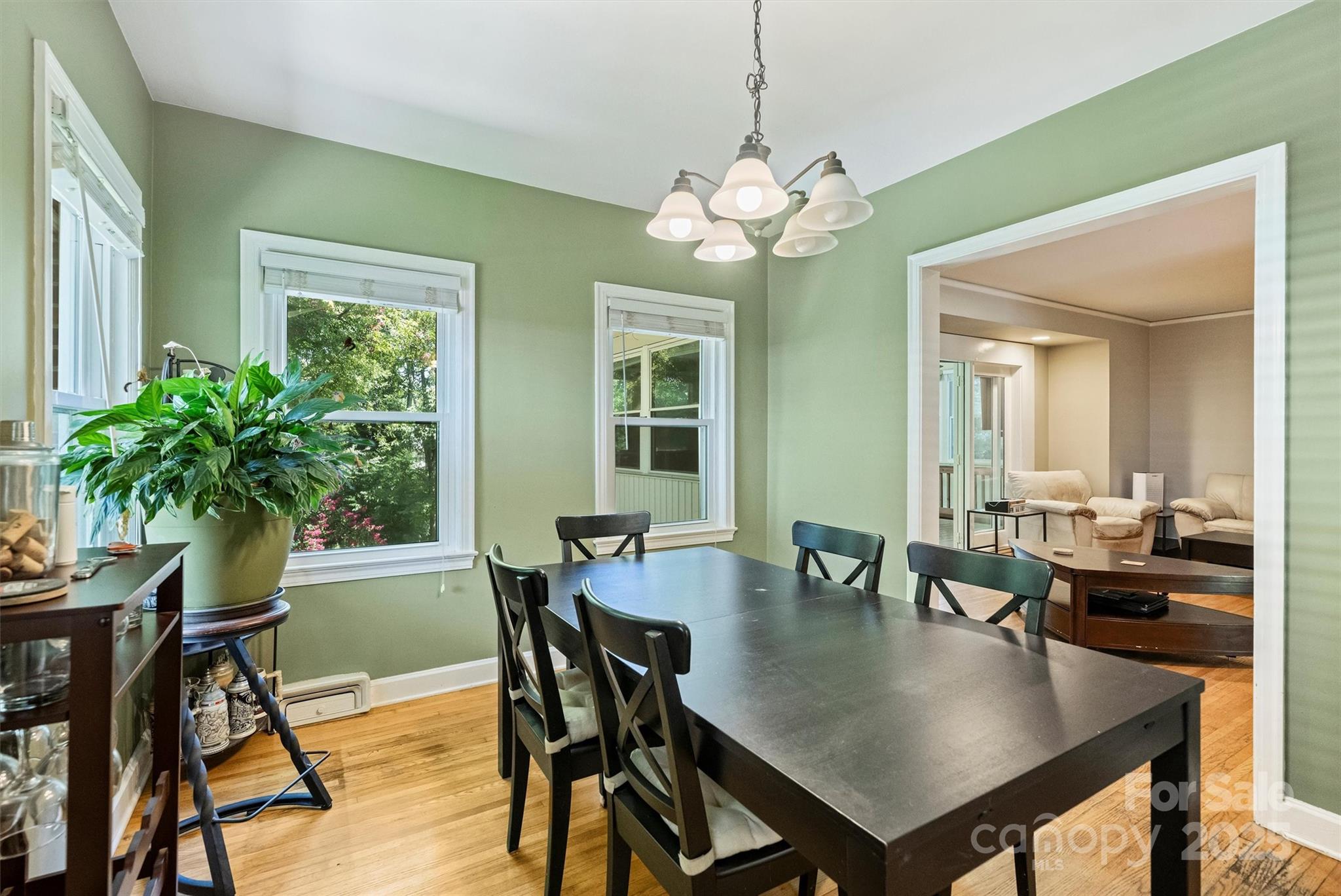 433 Hollis Road Charlotte, NC 28209 - Photo 8 of 41 Gallery Image 8