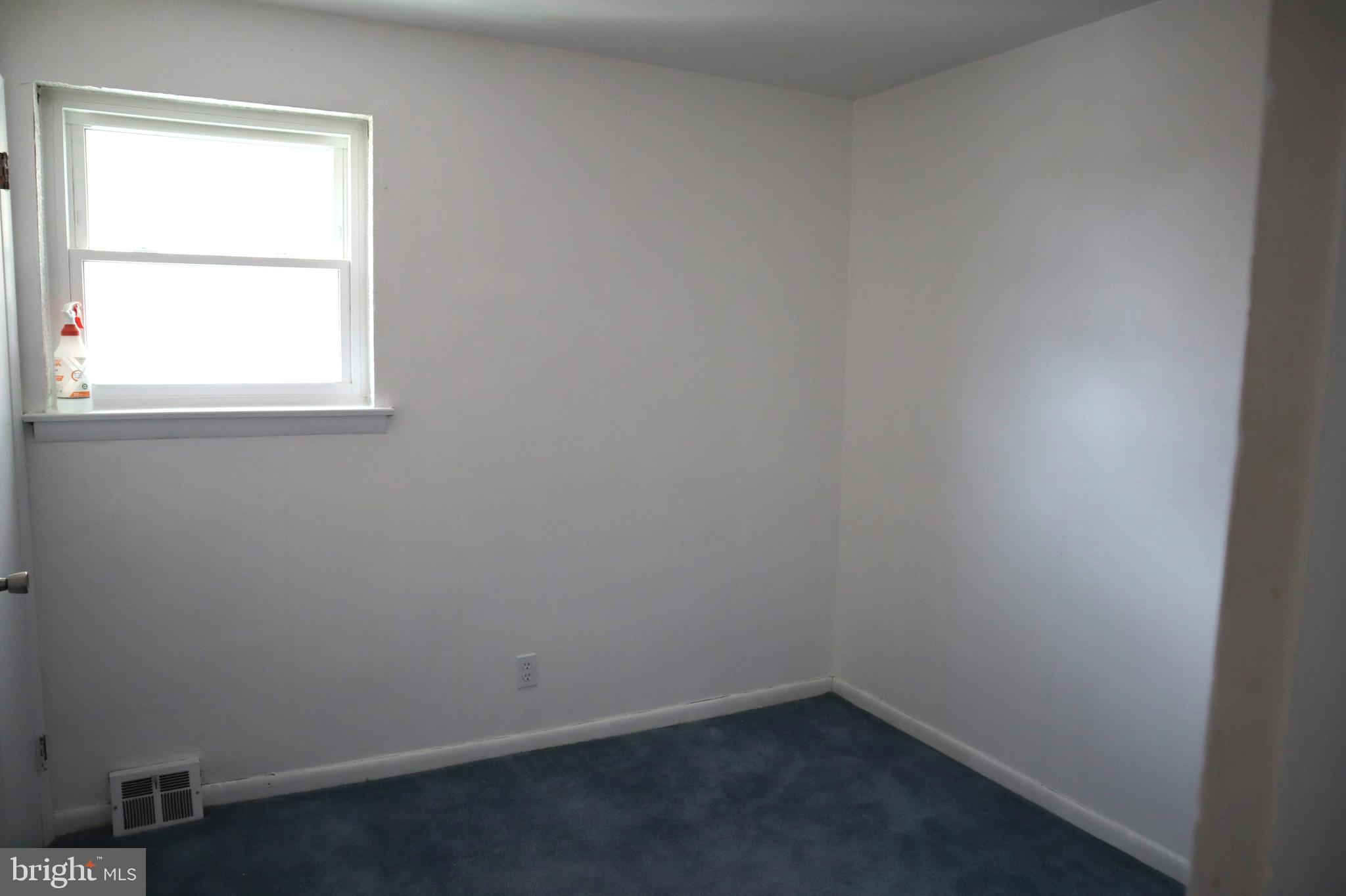 630 Avon Road Philadelphia, PA 19116 - Photo 21 of 40 2nd Bedroom