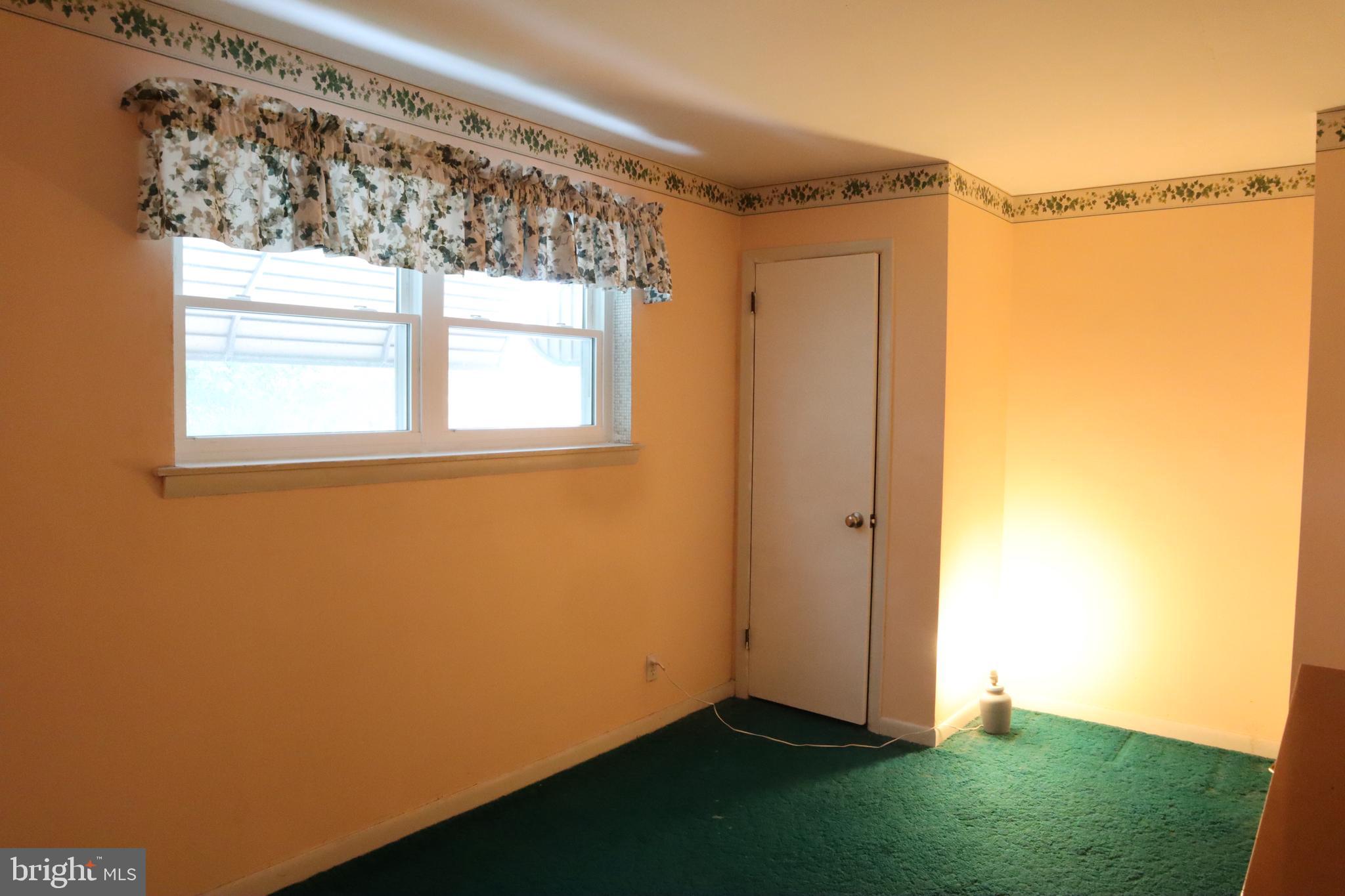 630 Avon Road Philadelphia, PA 19116 - Photo 25 of 40 3rd Bedroom