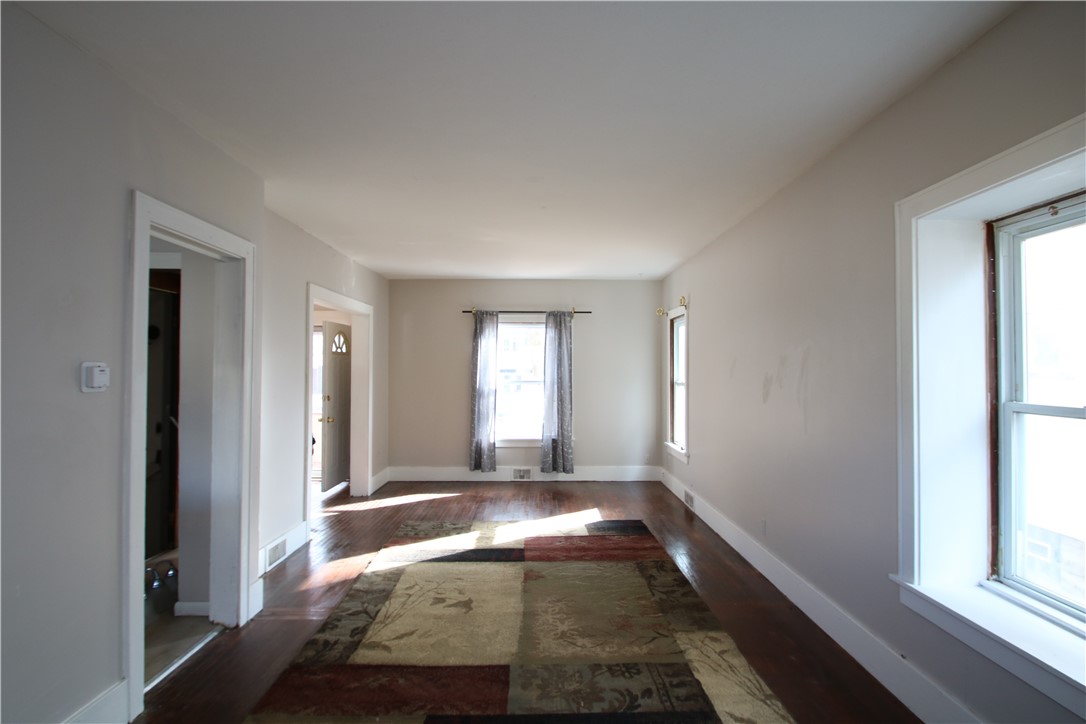 25 Oriole Street Rochester, NY 14613 - Photo 4 of 21