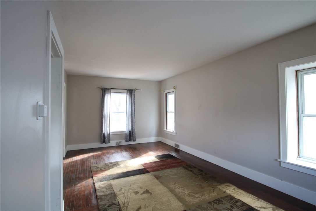 25 Oriole Street Rochester, NY 14613 - Photo 8 of 21