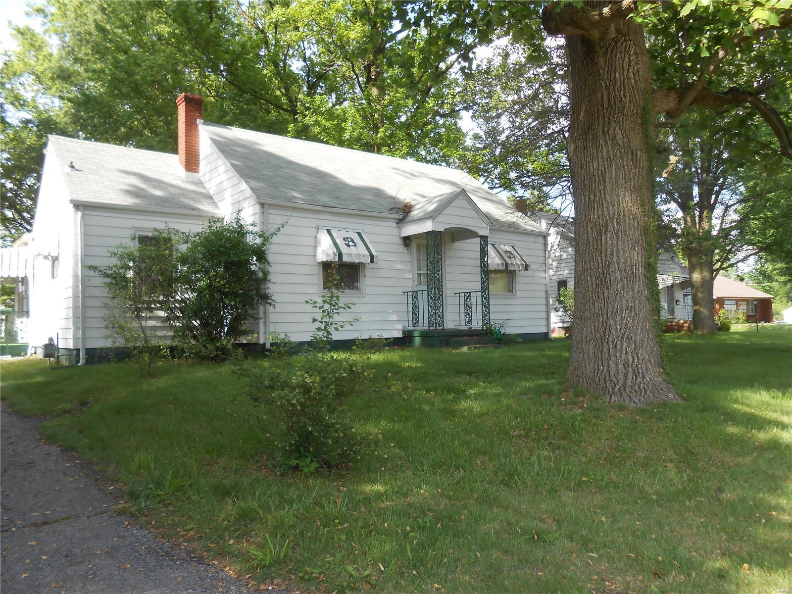 5409 Humbert Road Alton, IL 62002 - Photo 1 of 17