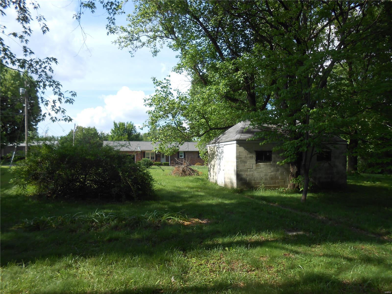 5409 Humbert Road Alton, IL 62002 - Photo 5 of 17