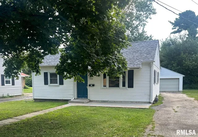 $69,900 | 1122 Huber Avenue, Galesburg, IL 61401