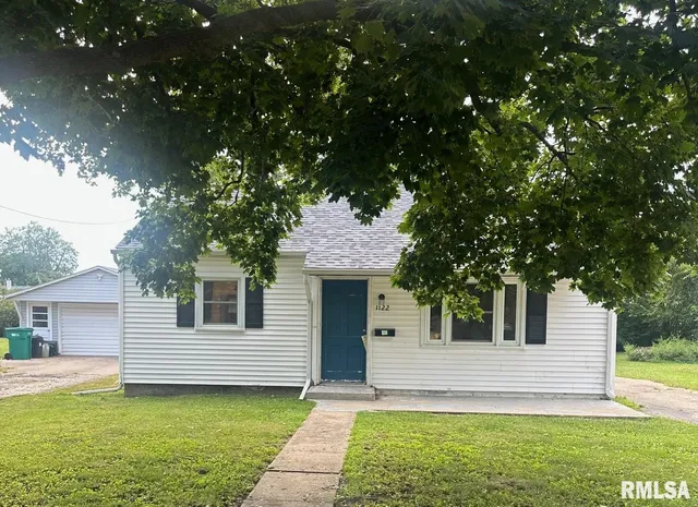 $69,900 | 1122 Huber Avenue, Galesburg, IL 61401
