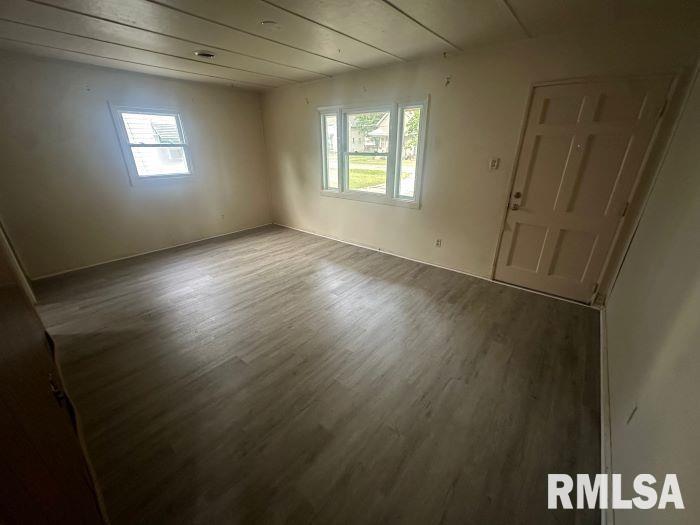 1122 Huber Avenue Galesburg, IL 61401 - Photo 4 of 10