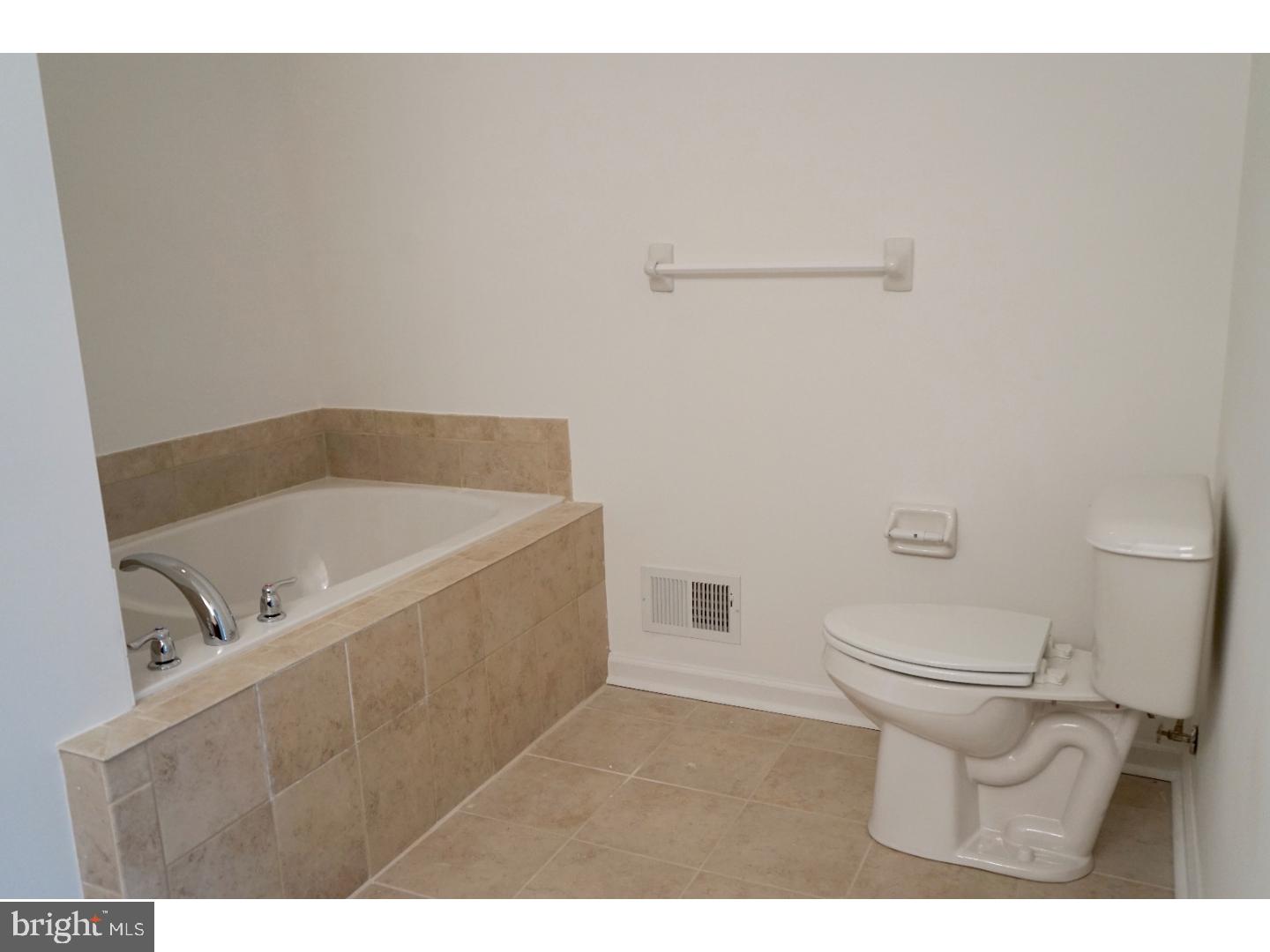22 Heals Farm Road Burlington, NJ 08016 - Photo 8 of 23 Gallery Image 8