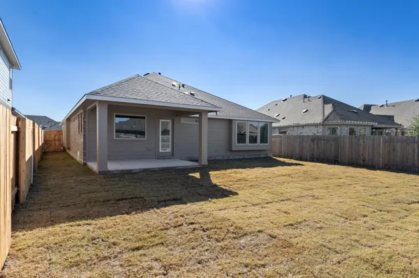 $373,900 | 314 Bay Breeze Drive, Kyle, TX 78640