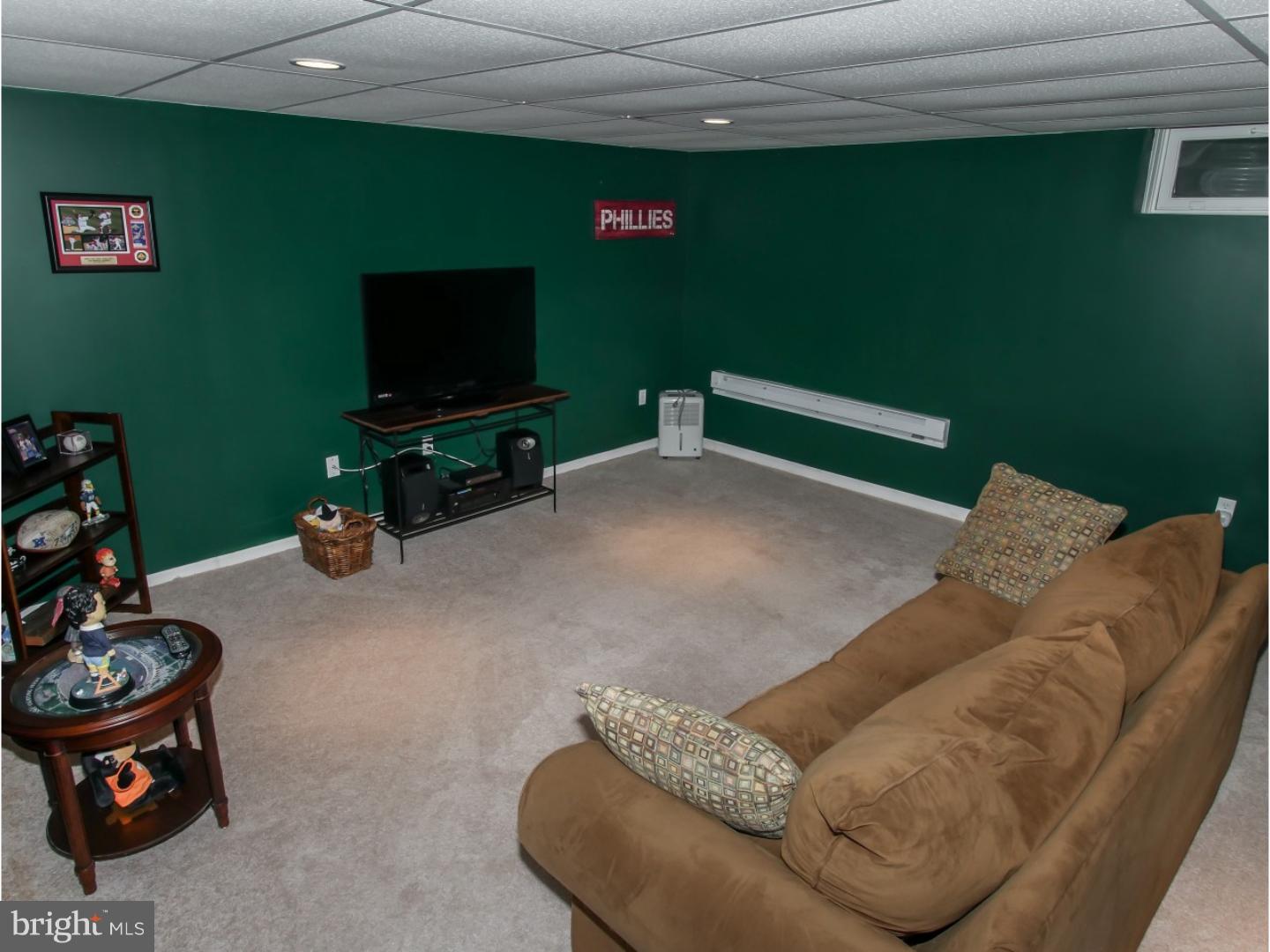 205 Coventry Road Chalfont, PA 18914 - Photo 7 of 25 Gallery Image 7
