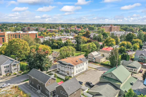 $1,295,000 | 1 Oak Street, Saratoga Springs, NY 12866