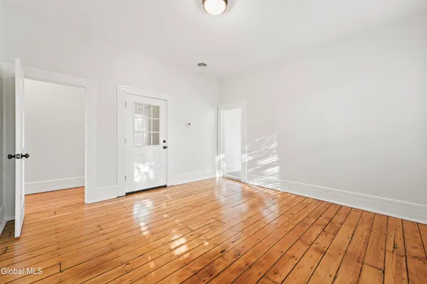 $1,295,000 | 1 Oak Street, Saratoga Springs, NY 12866