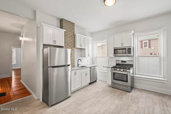 $1,295,000 | 1 Oak Street, Saratoga Springs, NY 12866