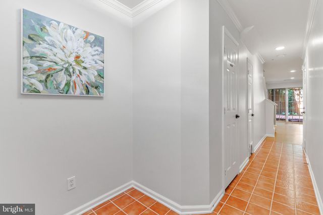 $780,000 | 155 Barrett Place, Alexandria, VA 22304