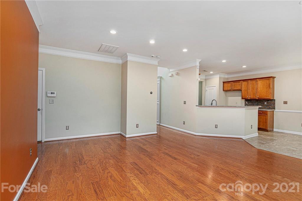12927 Rothe House Road Charlotte, NC 28273 - Photo 8 of 31 Gallery Image 8
