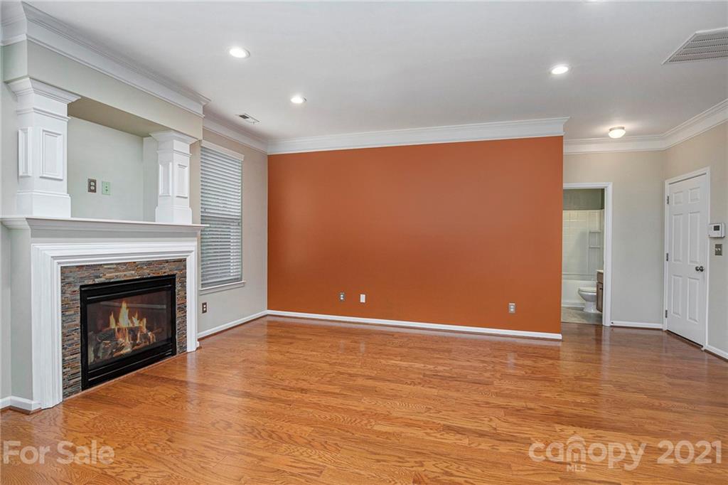 12927 Rothe House Road Charlotte, NC 28273 - Photo 9 of 31 Gallery Image 9