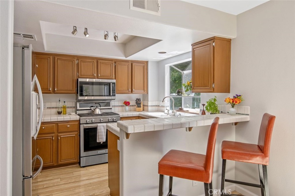 5340 Las Virgenes Road, Unit 4 Calabasas, CA 91302 - Photo 19 of 46