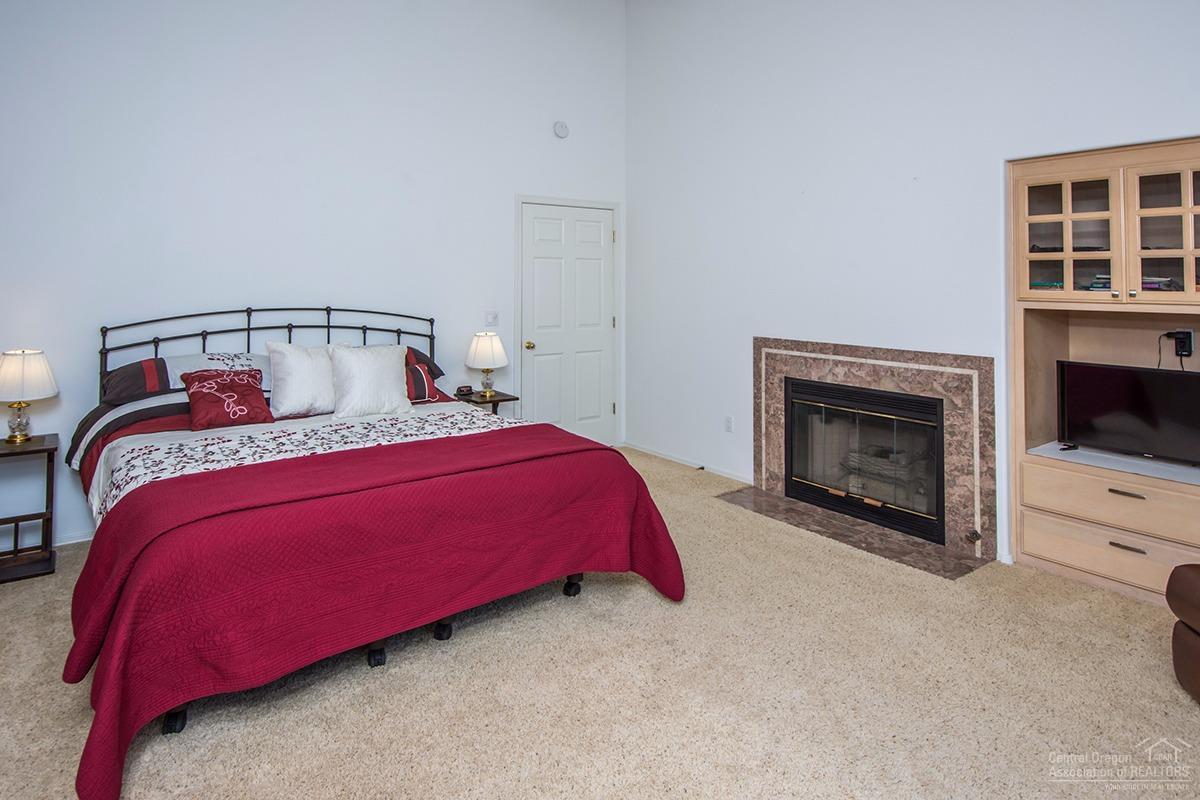 2191 Condor Court Redmond, OR 97756 - Photo 12 of 25 Gallery Image 12
