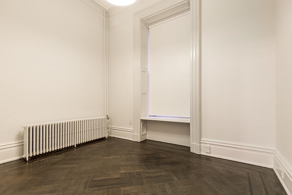 118 Mercer Street Jersey City, NJ 07302 - Photo 9 of 33 a view of an empty room