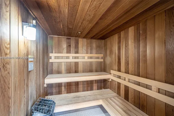 $9,000 | 19111 Collins Avenue, Unit 1703, Sunny Isles Beach, FL 33160