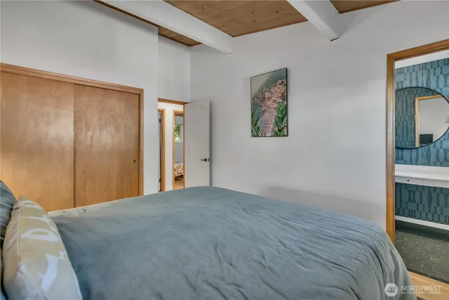 $849,000 | 142 Southwest 142nd Street, Burien, WA 98166