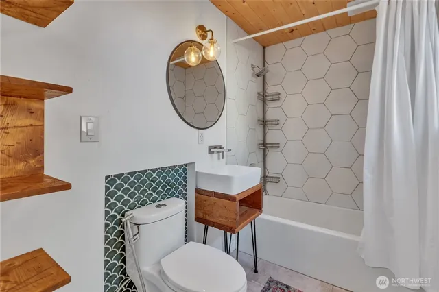 $849,000 | 142 Southwest 142nd Street, Burien, WA 98166