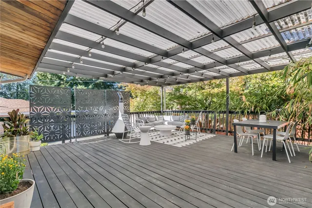 $849,000 | 142 Southwest 142nd Street, Burien, WA 98166