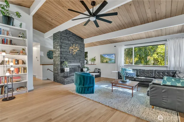 $849,000 | 142 Southwest 142nd Street, Burien, WA 98166