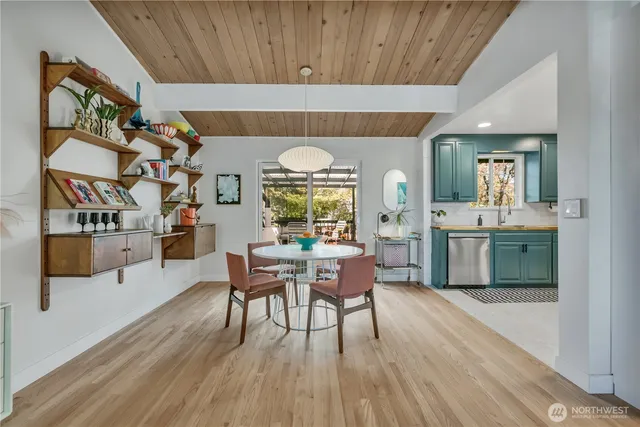 $849,000 | 142 Southwest 142nd Street, Burien, WA 98166