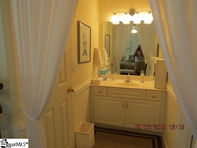 17 Woolridge Way Greer, SC 29650 - Photo 8 of 16 Gallery Image 8