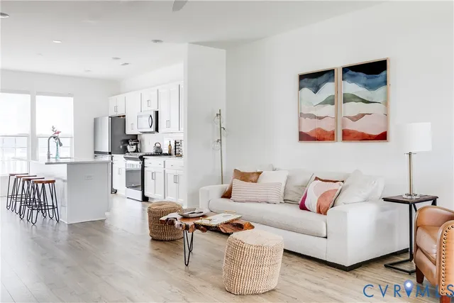 $429,000 | 421 Randolph Vw Drive, Midlothian, VA 23114