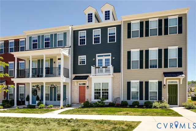 $429,000 | 421 Randolph Vw Drive, Midlothian, VA 23114