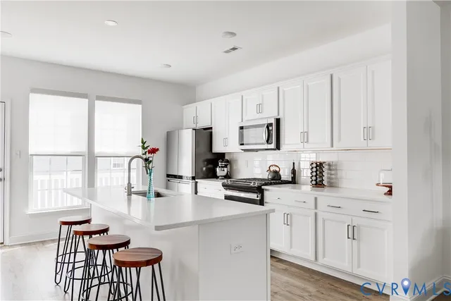 $429,000 | 421 Randolph Vw Drive, Midlothian, VA 23114