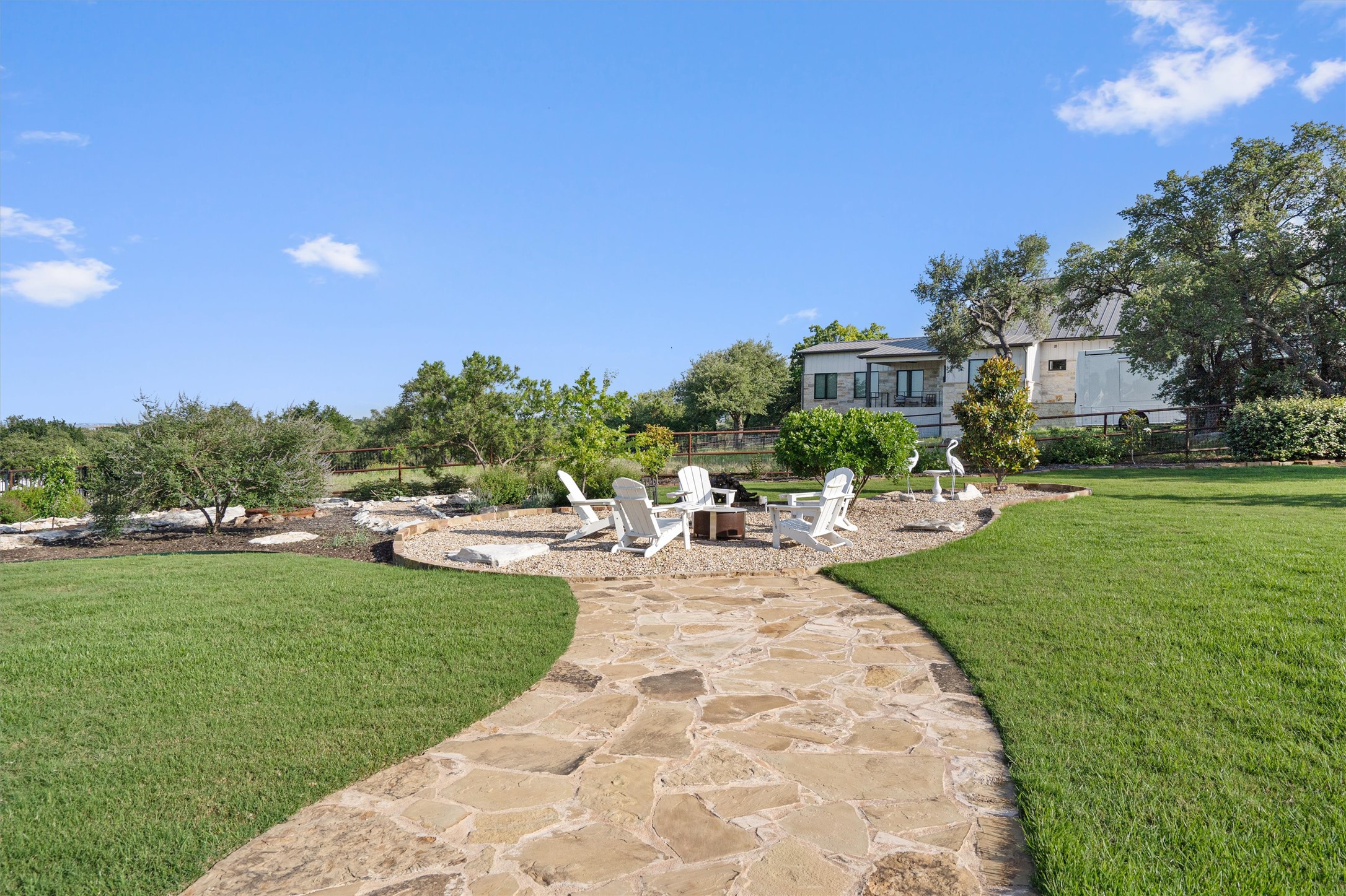 104 Highland Spring Lane Georgetown, TX 78633 - Photo 31 of 40