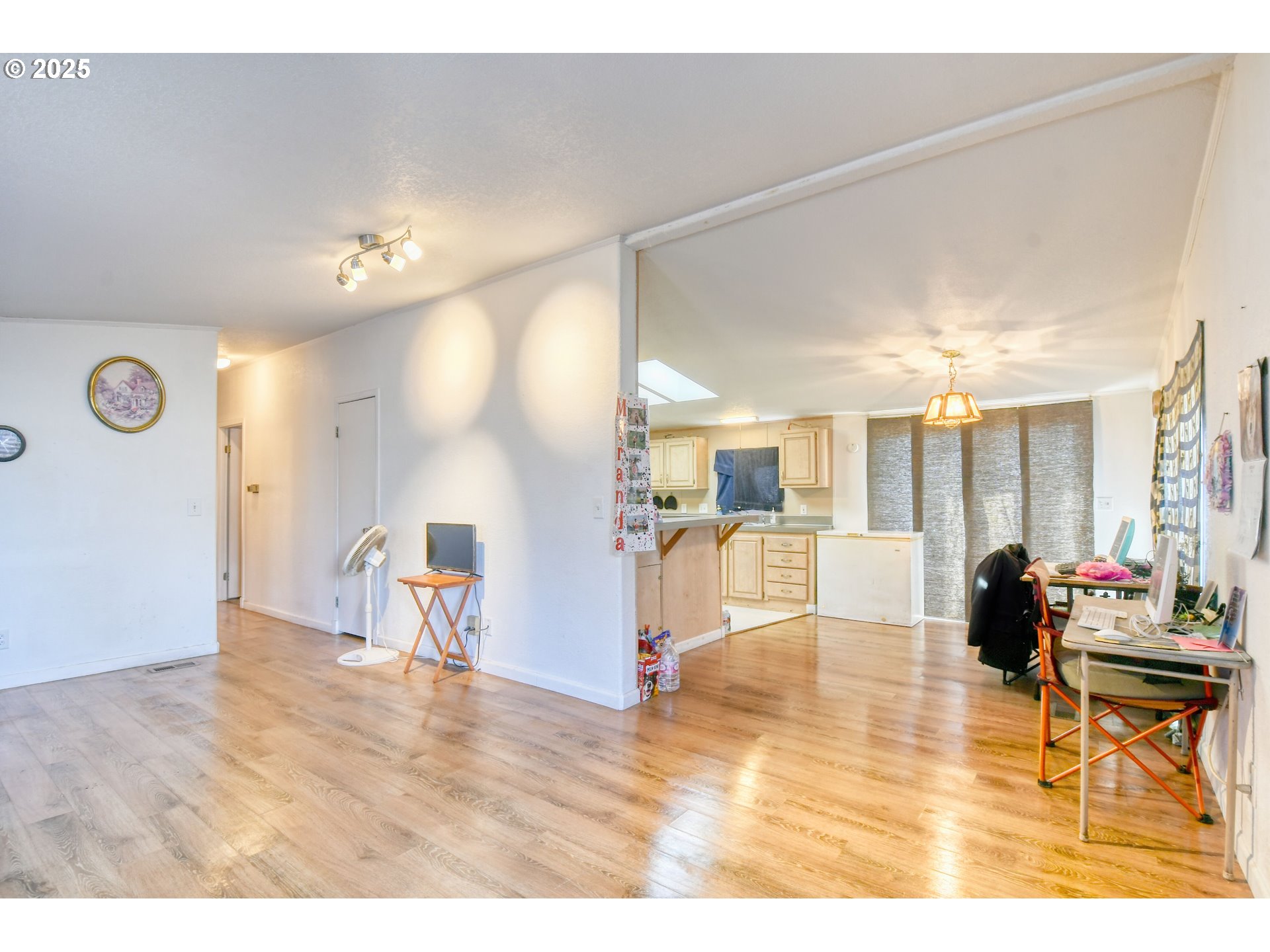 424 East High Street Athena, OR 97813 - Photo 11 of 40 a living room with furniture and wooden floor